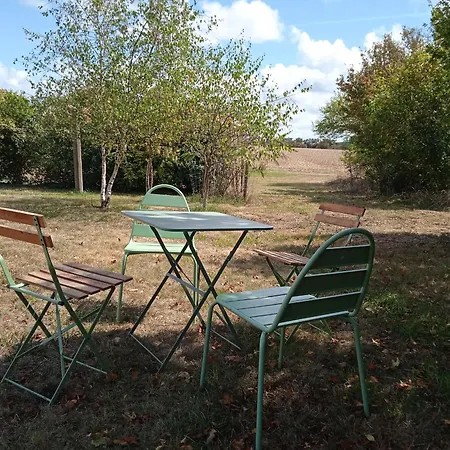 Renove Avec Jardin Prive, Cheminee Et Wifi A Vaire, Vendee - Fr-1-426-411